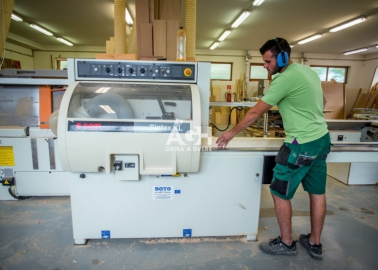 Hobeln mit Vierseitenhobelmaschine
